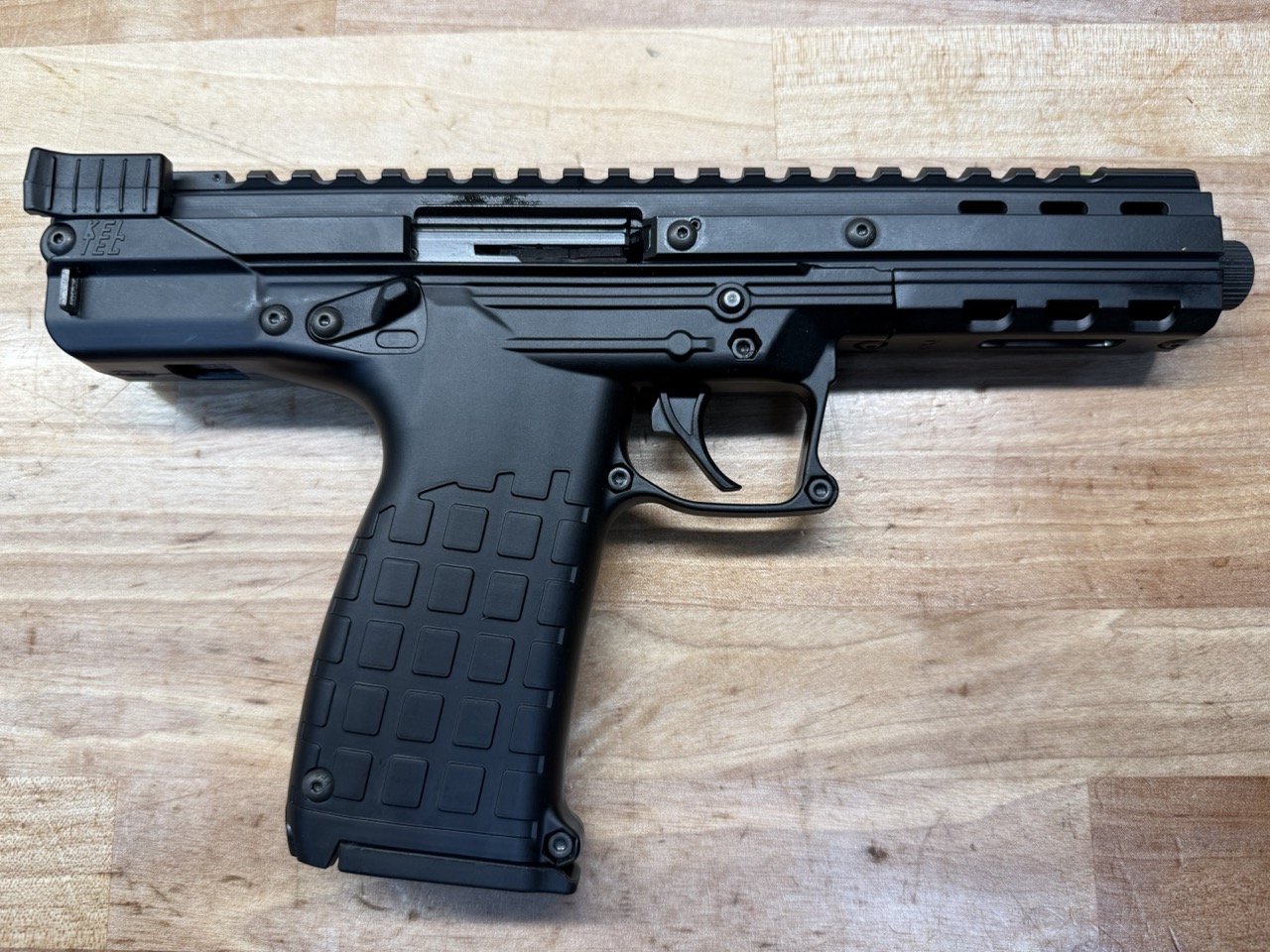 PRE-OWNED KEL-TEC CP 33 .22LR WITH CASE 2 MAGS