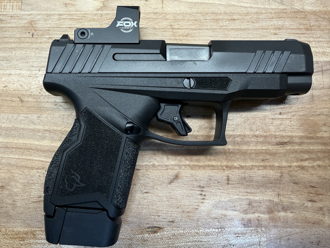 PRE-OWNED TAURUS GX4 XL